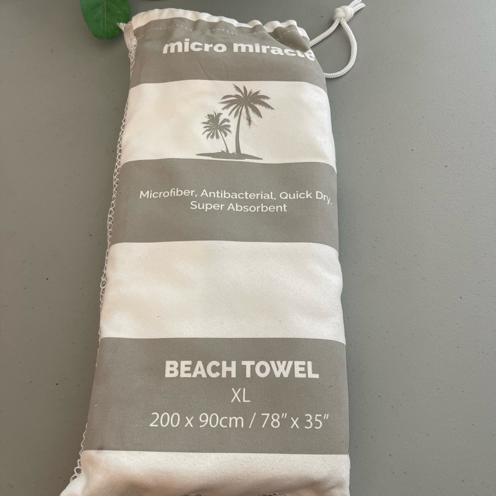 Micro Miracle White Beach Towel XL
